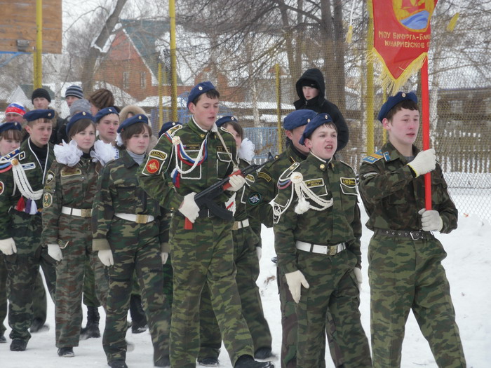 15:45 В Шемуршинском районе прошел  слет юнармейских отделений и военно-патриотических клубов "Отечества достойные сыны!"
